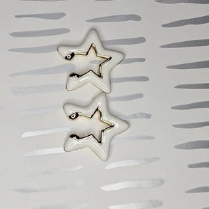 NWT White Star Earcuffs